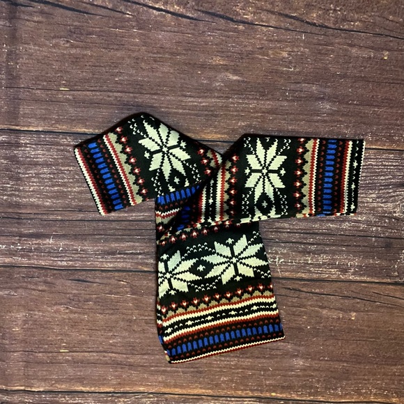 Let It Snow Flake Fleece Pants - Picture 3 of 12